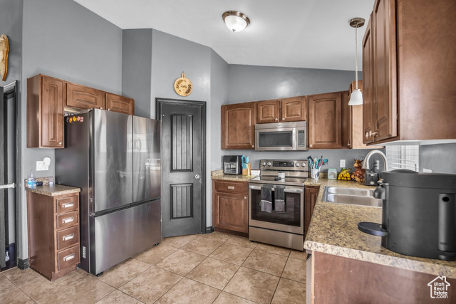 Photo 10 for MLS #2096102 at 726 S 1050 West