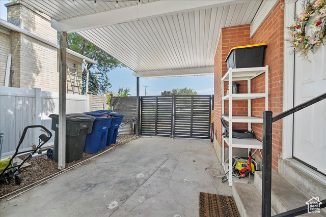 Photo 4 for MLS #2096139 at 3385 W Florlita Ave