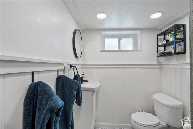 Photo 26 for MLS #2096139 at 3385 W Florlita Ave