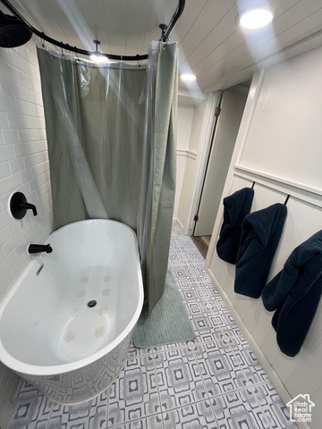 Photo 18 for MLS #2096139 at 3385 W Florlita Ave