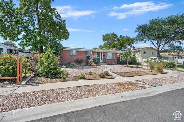 3385 W FLORLITA AVE., West Valley City UT 84119