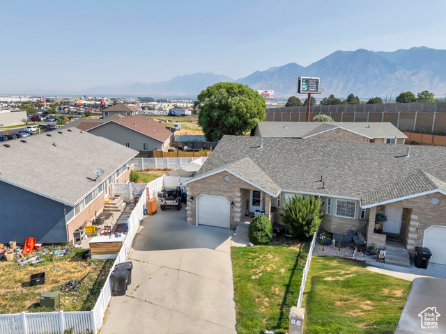 Photo 3 for MLS #2096146 at 969 E 550 North
