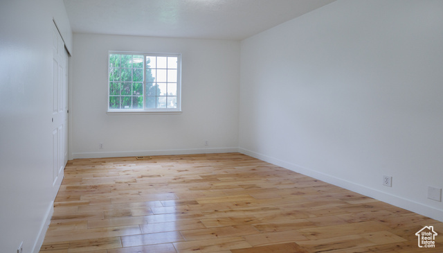 Photo 17 for MLS #2096188 at 209 Country Club Dr