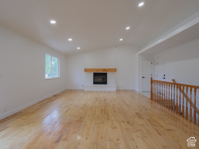 Photo 11 for MLS #2096188 at 209 Country Club Dr