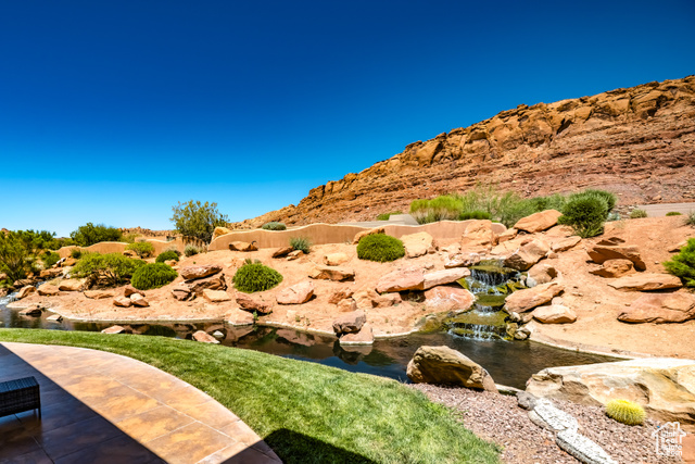 Photo 49 for MLS #2096201 at 2336 W Entrada Trl #26