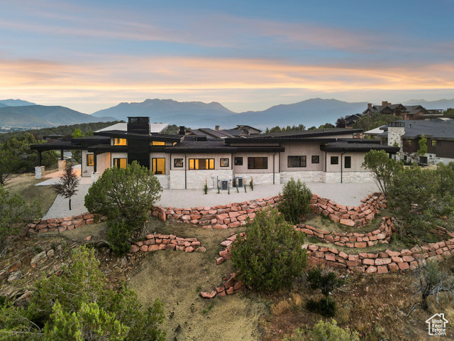 Photo 5 for MLS #2096207 at 3057 E Corral Peak Cir #147