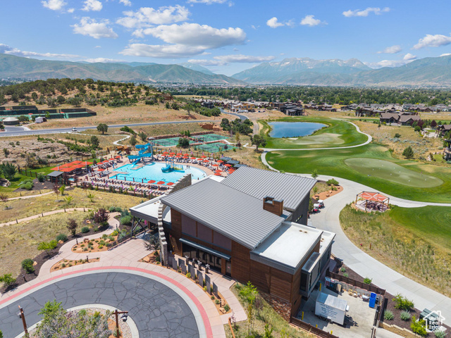 Photo 37 for MLS #2096207 at 3057 E Corral Peak Cir #147
