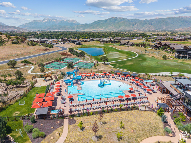 Photo 11 for MLS #2096207 at 3057 E Corral Peak Cir #147