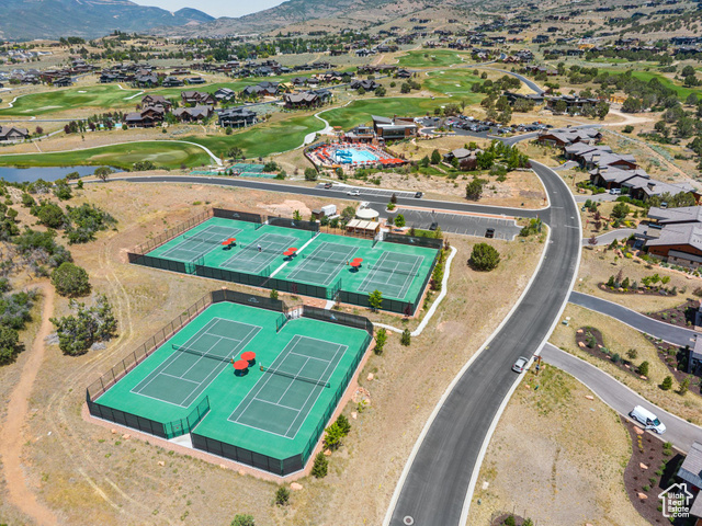 Photo 36 for MLS #2096207 at 3057 E Corral Peak Cir #147