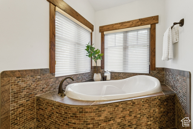 Photo 47 for MLS #2096217 at 2260 Bear Hollow Dr
