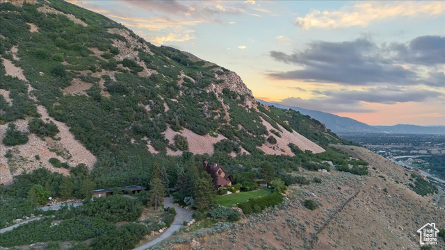Photo 4 for MLS #2096251 at 5060 S Mile High