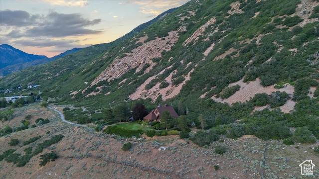 Photo 6 for MLS #2096251 at 5060 S Mile High