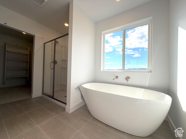 Photo 9 for MLS #2096252 at 2969 N Kingbird Dr #614