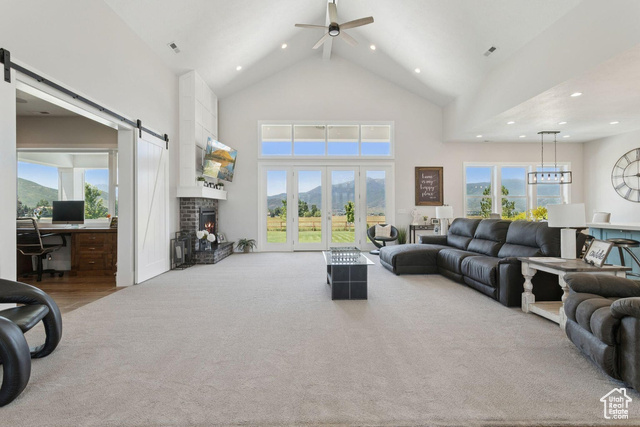 Photo 11 for MLS #2096265 at 372 W 3000 South