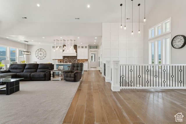 Photo 45 for MLS #2096265 at 372 W 3000 South