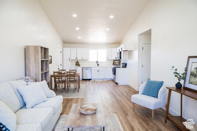 Photo 10 for MLS #2096268 at 244 W 670 North