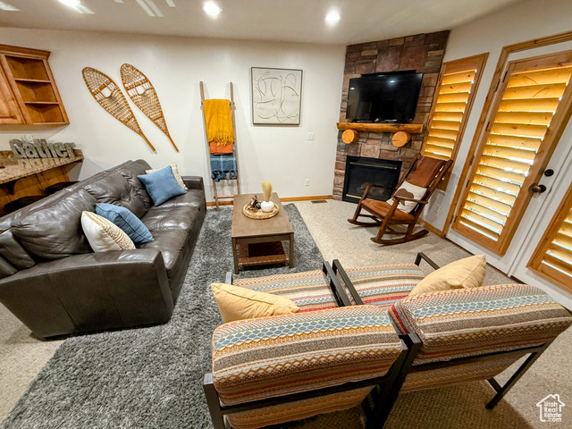 Photo 4 for MLS #2096276 at 5060 E Lake View Dr #1108