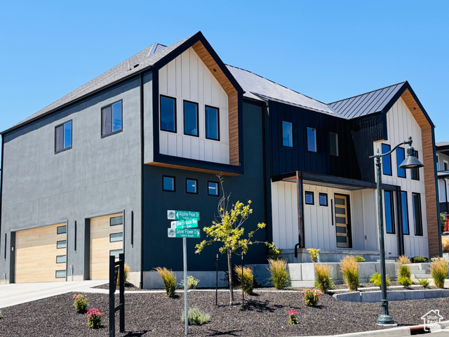 2198 E SILVER FLOWER CT, Draper UT 84020