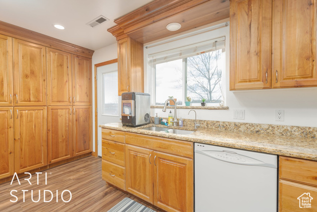 Photo 18 for MLS #2096298 at 785 N Homestead St