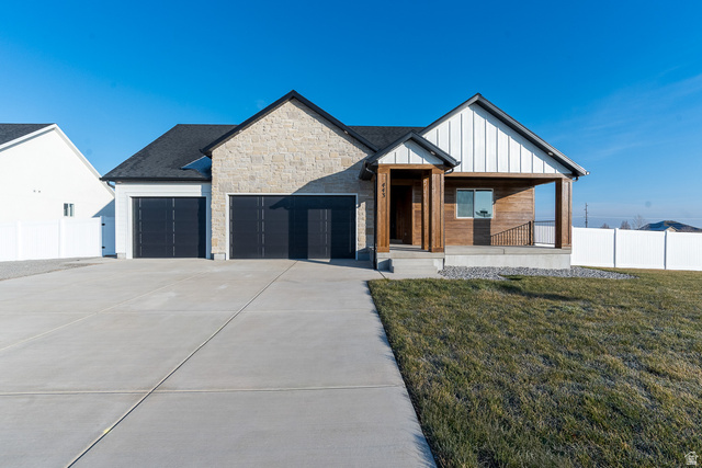 443 E Stafford St #137
                     MLS #2096305