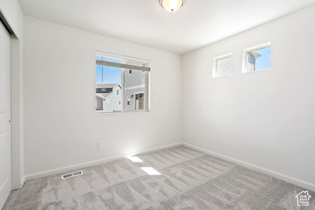 Photo 17 for MLS #2096315 at 348 N Broadway Dr #1016