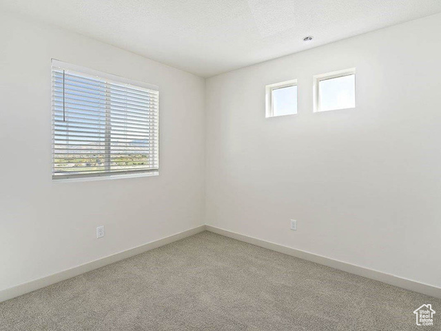 Photo 13 for MLS #2096317 at 344 N Broadway Dr #1017