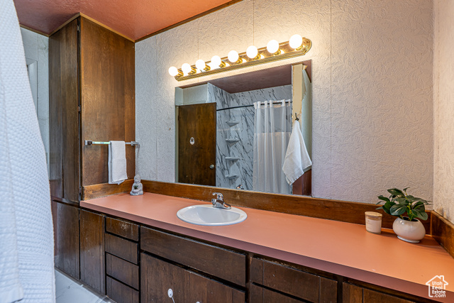 Photo 15 for MLS #2096347 at 570 N 400 West