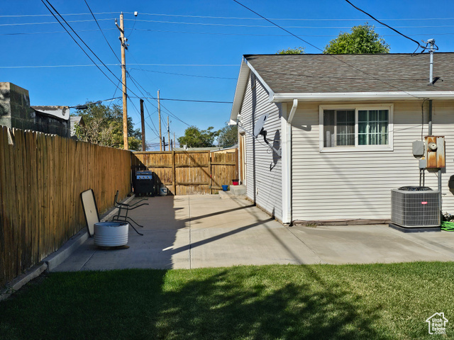 Photo 3 for MLS #2096359 at 217 Wilkins