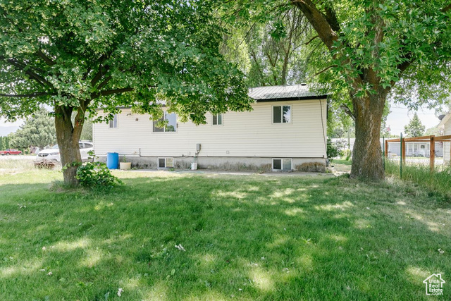 Photo 21 for MLS #2096372 at 116 W 2nd S