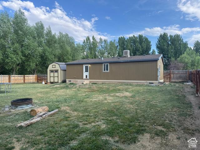 Photo 2 for MLS #2096384 at 1082 W 650 South