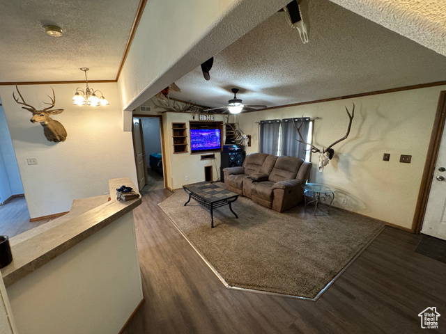 Photo 19 for MLS #2096384 at 1082 W 650 South