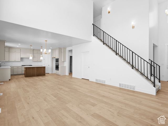 Photo 33 for MLS #2096389 at 261 E 1150 North #72