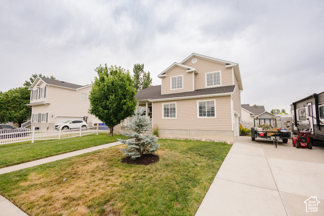 Photo 5 for MLS #2096393 at 1348 E Hawk Way
