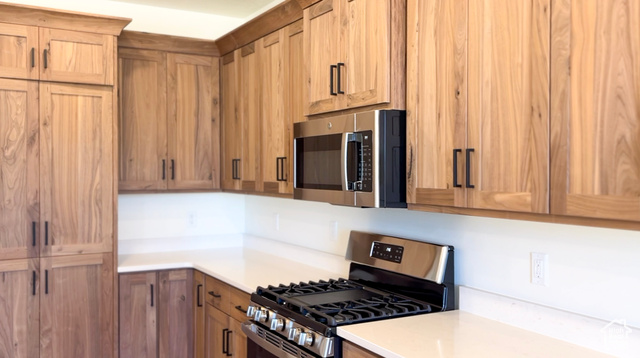 Photo 15 for MLS #2096491 at 1966 W 4750 North