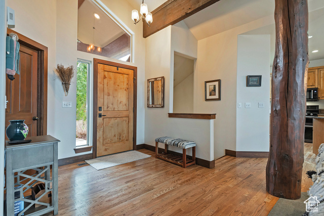 Photo 8 for MLS #2096498 at 3388 Cedar Dr