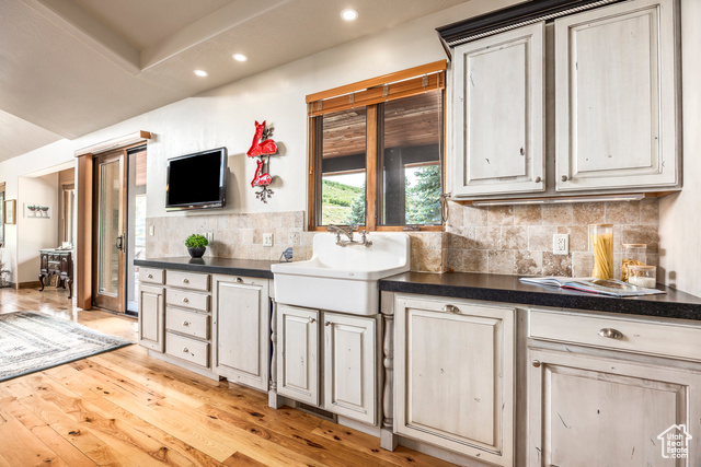 Photo 77 for MLS #2096518 at 1800 N Bridge Hollow Dr