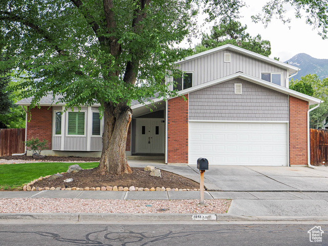 9971 S BORG DR, Sandy UT 84092