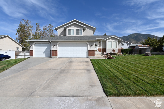 Photo 2 - 576 Mayo Dr, Tooele UT 84074