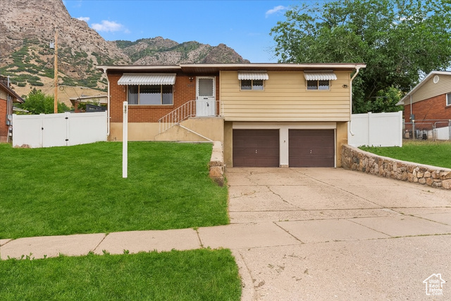 446  ROBINS AVE, Ogden UT 84404