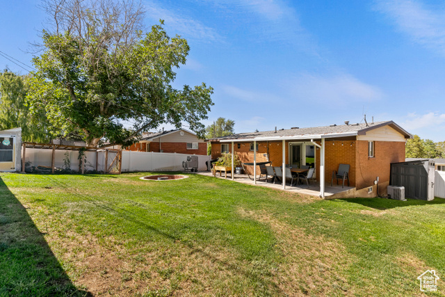 Photo 10 for MLS #2096653 at 446 Robins Ave