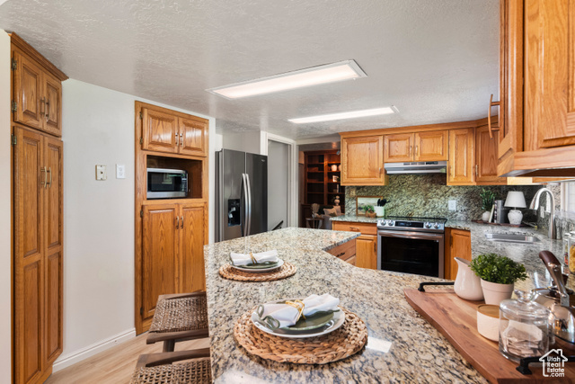 Photo 7 for MLS #2096658 at 192 N Highland Blvd