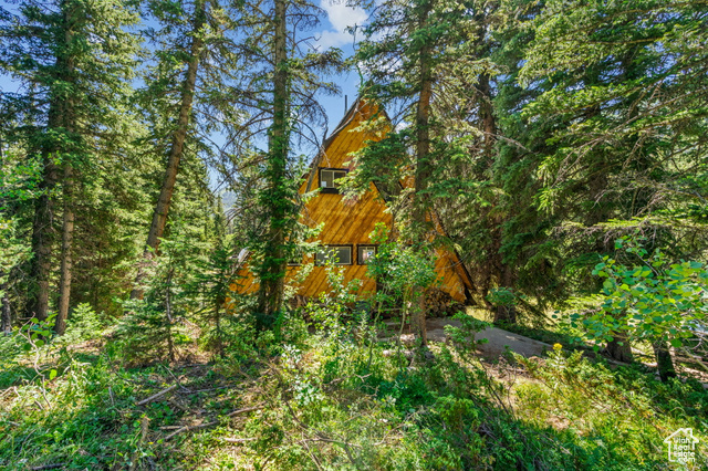 Photo 10 for MLS #2096666 at 9530 Pine Way