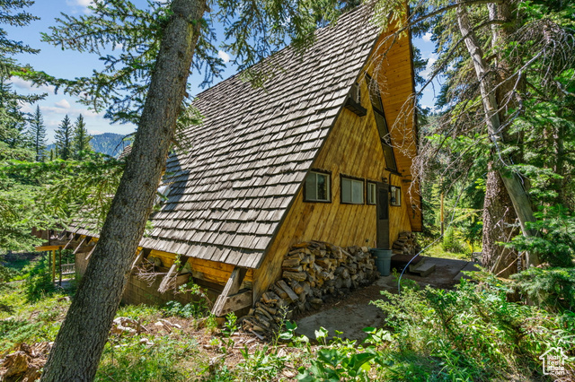 Photo 14 for MLS #2096666 at 9530 Pine Way