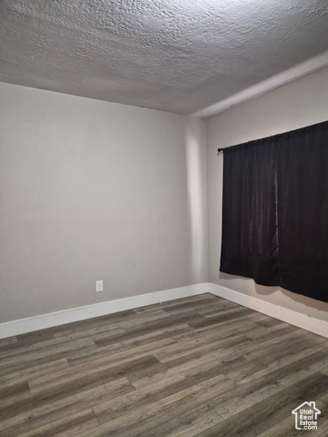 Photo 3 for MLS #2096667 at 2001 Jackson Ave