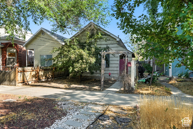 774 W 100 S, Salt Lake City UT 84104