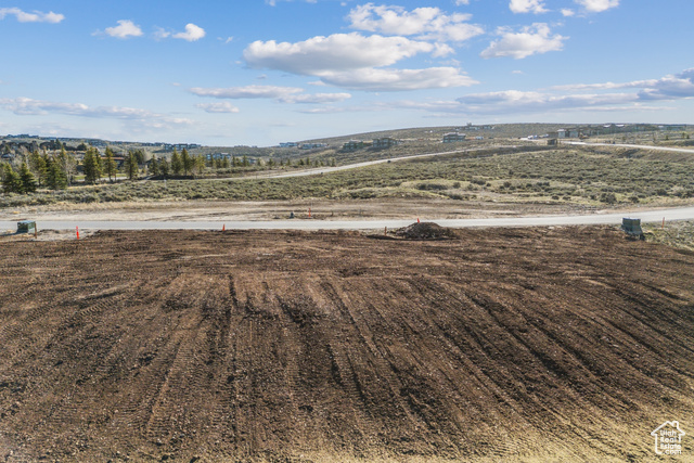 Photo 7 for MLS #2096816 at 2822 Hills Ridge Rd #26