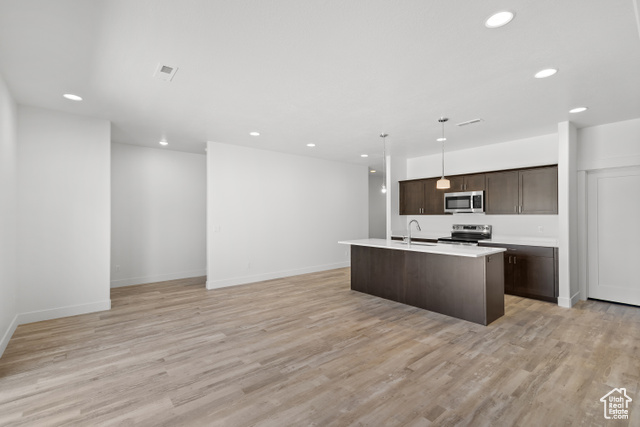 Photo 8 for MLS #2096826 at 1697 W 2770 South #202