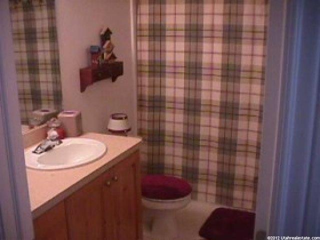 536 S 675 W, Centerville, UT 84014 — photo 6