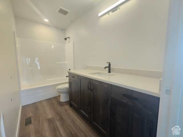 Photo 19 for MLS #2096919 at 2823 W 2720 North #84