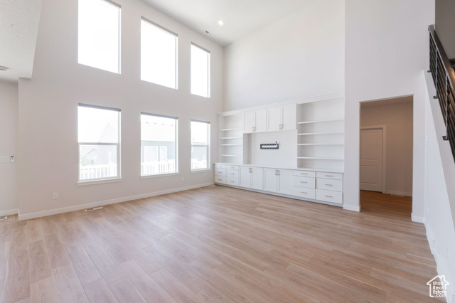 Photo 8 for MLS #2096962 at 256 W Thistle Dr